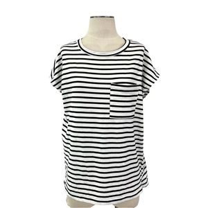 Unbranded- Black & White Stripe Pocket Tee Size Large.